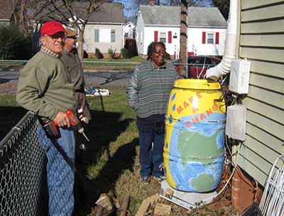 Bellemeade Rainbarrel installation